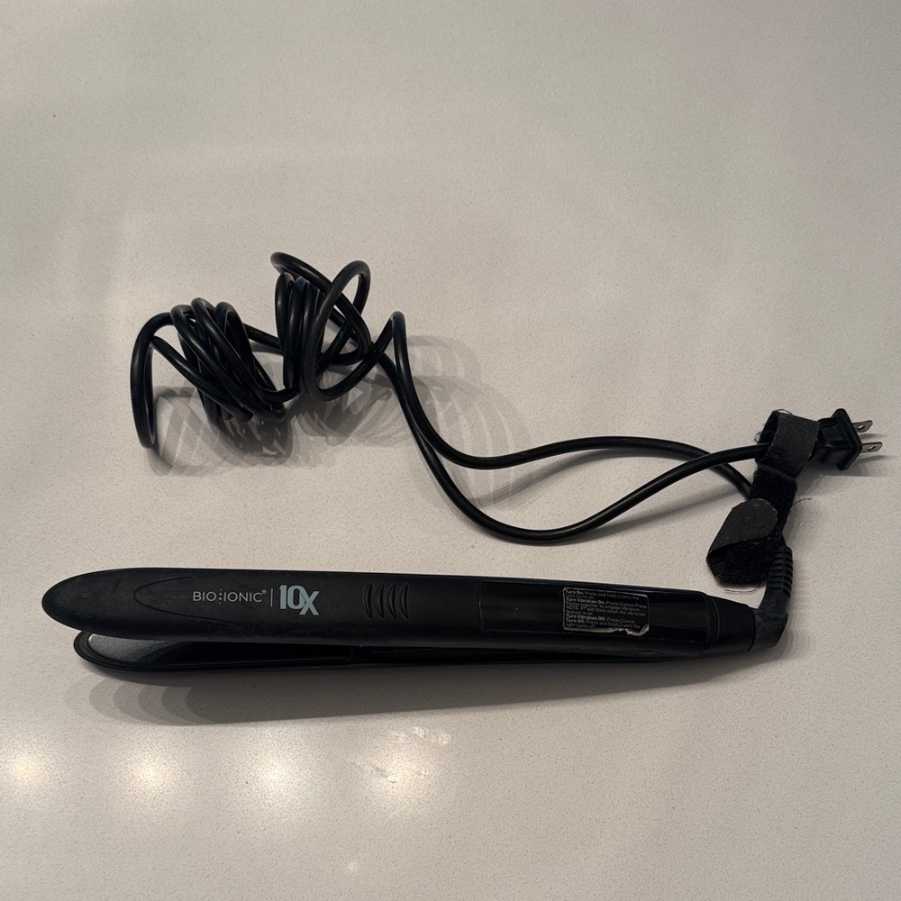 Bio Ionic 10X 1 Inch Black Hair Straightener FULL SIZE